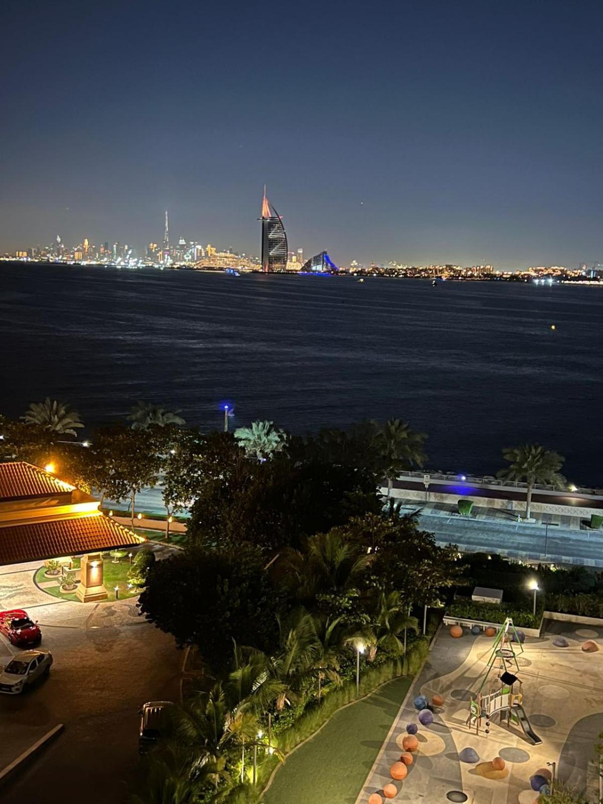 Appartement Luxurious By The In The Palm Jumeirah Dubai