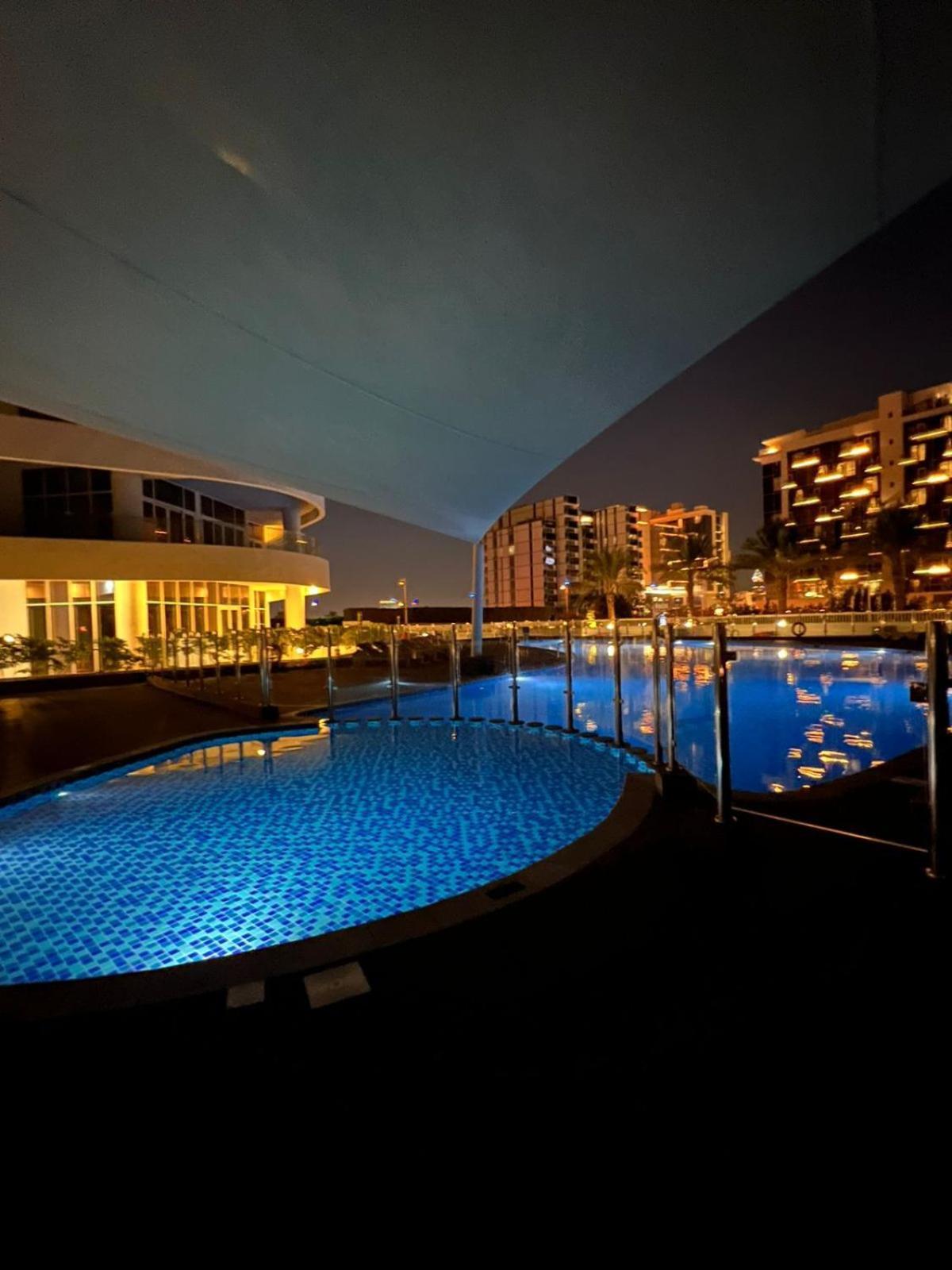 Luxurious By The In The Palm Jumeirah Dubai