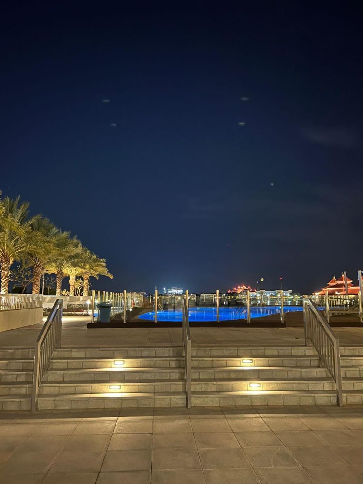 Luxurious By The In The Palm Jumeirah Appartement *