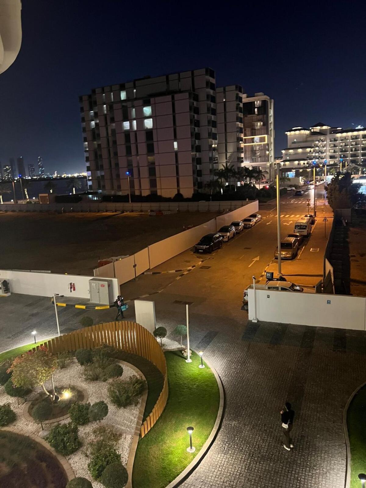 Luxurious By The In The Palm Jumeirah
